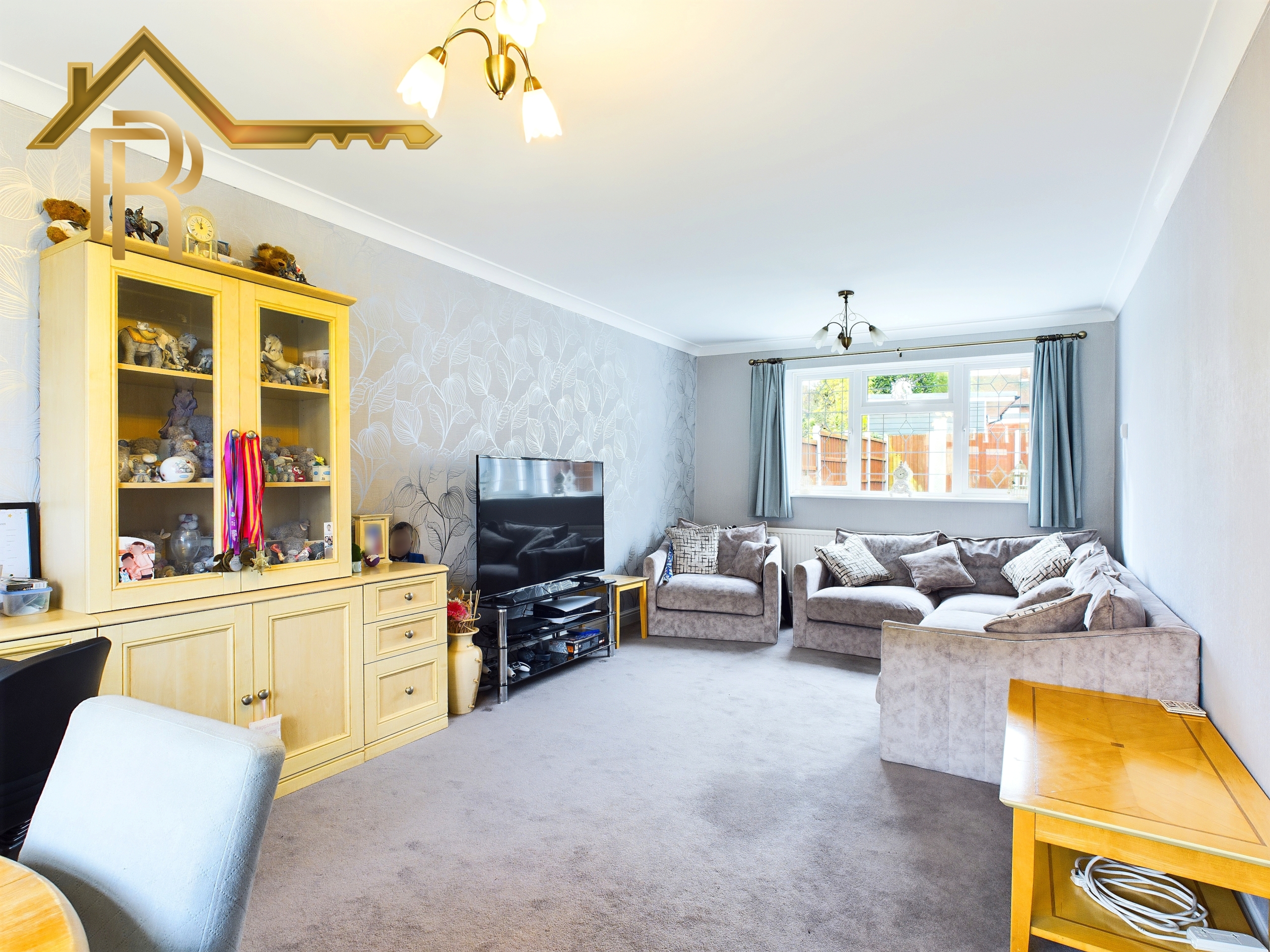 Kingsbridge Road, Harold Hill, RM3