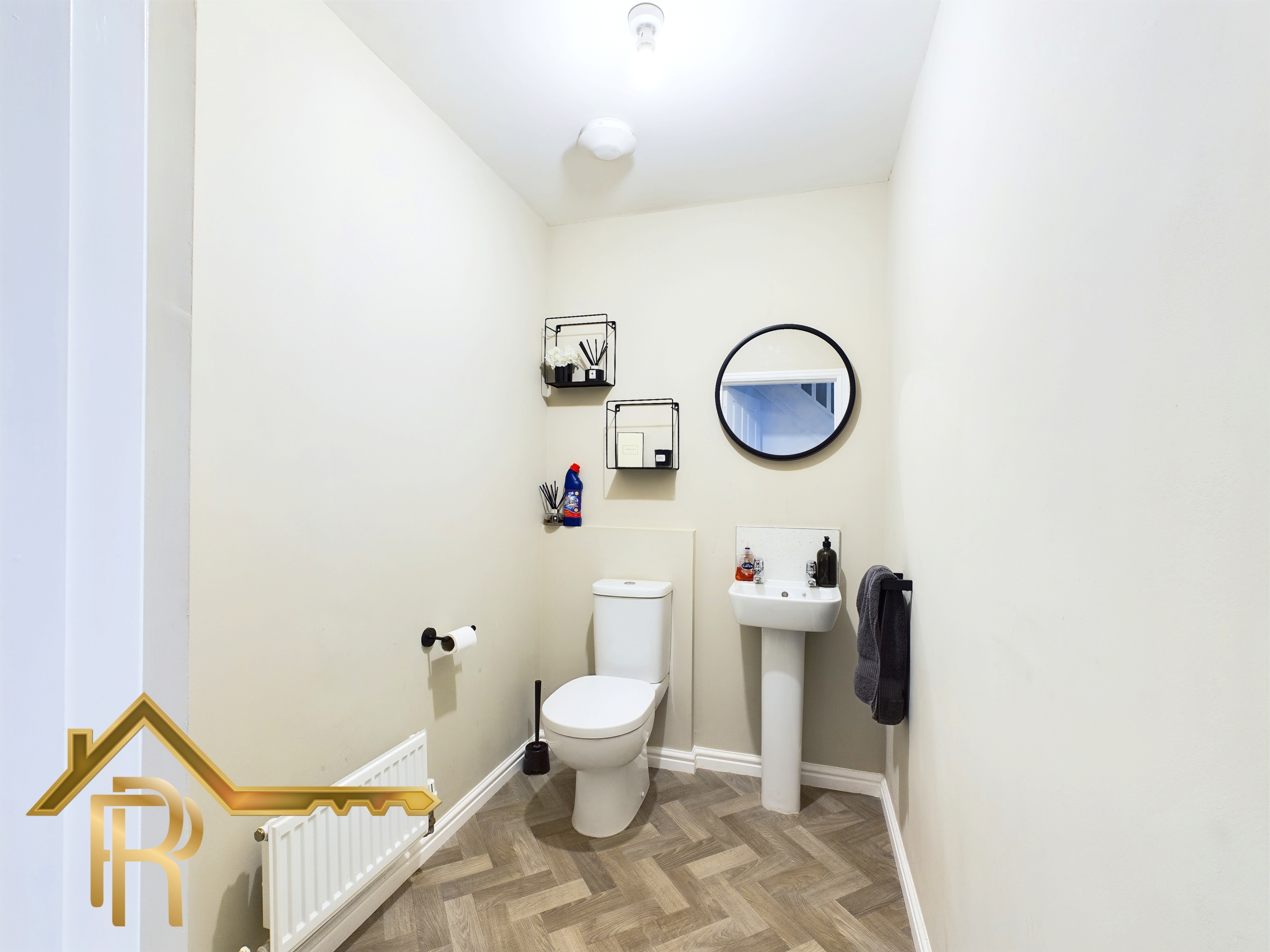 Meadow Drive, Aveley, RM15