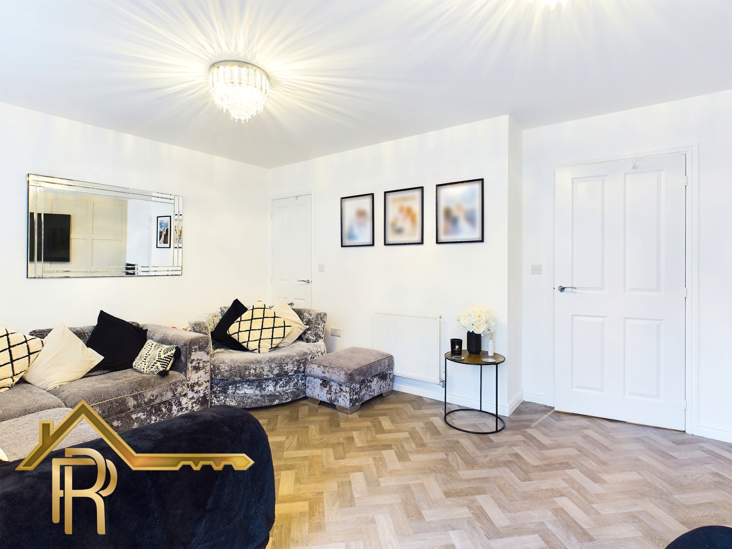 Meadow Drive, Aveley, RM15