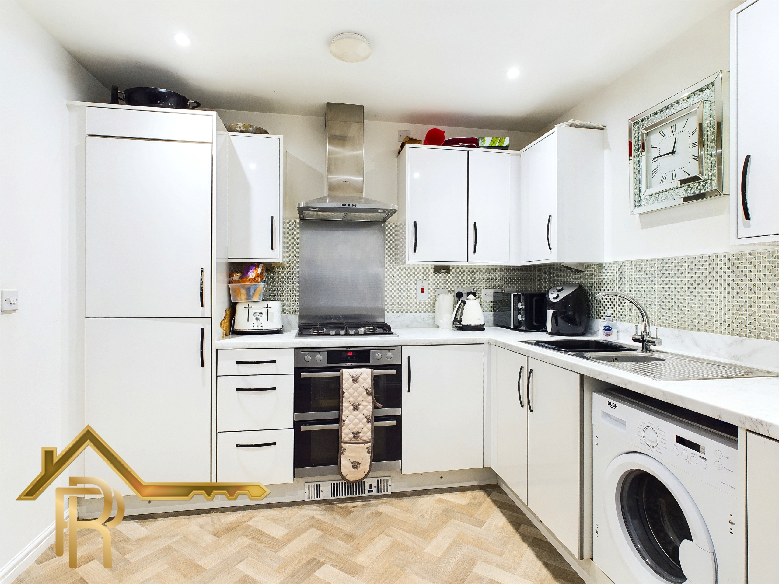 Meadow Drive, Aveley, RM15