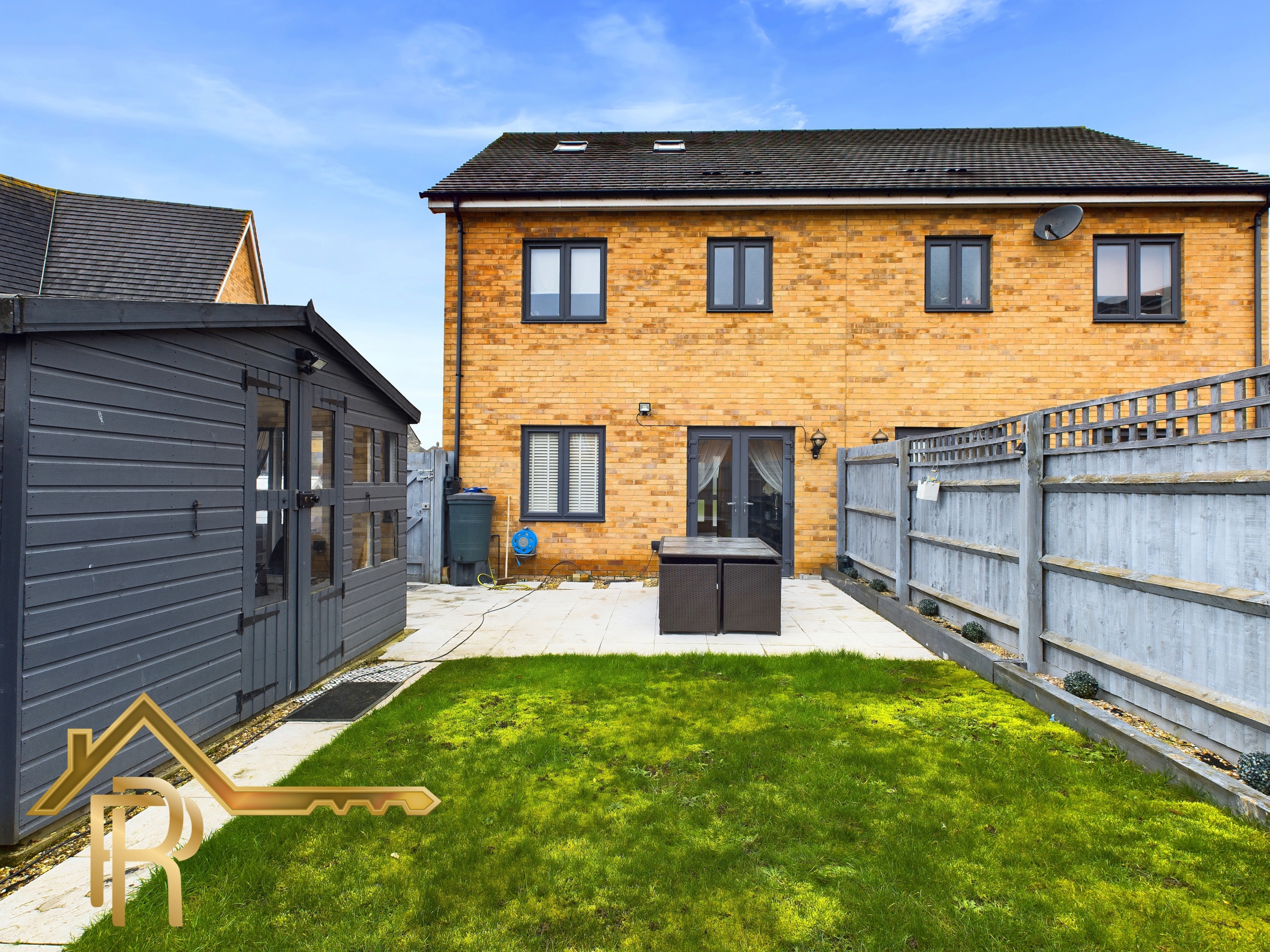 Meadow Drive, Aveley, RM15