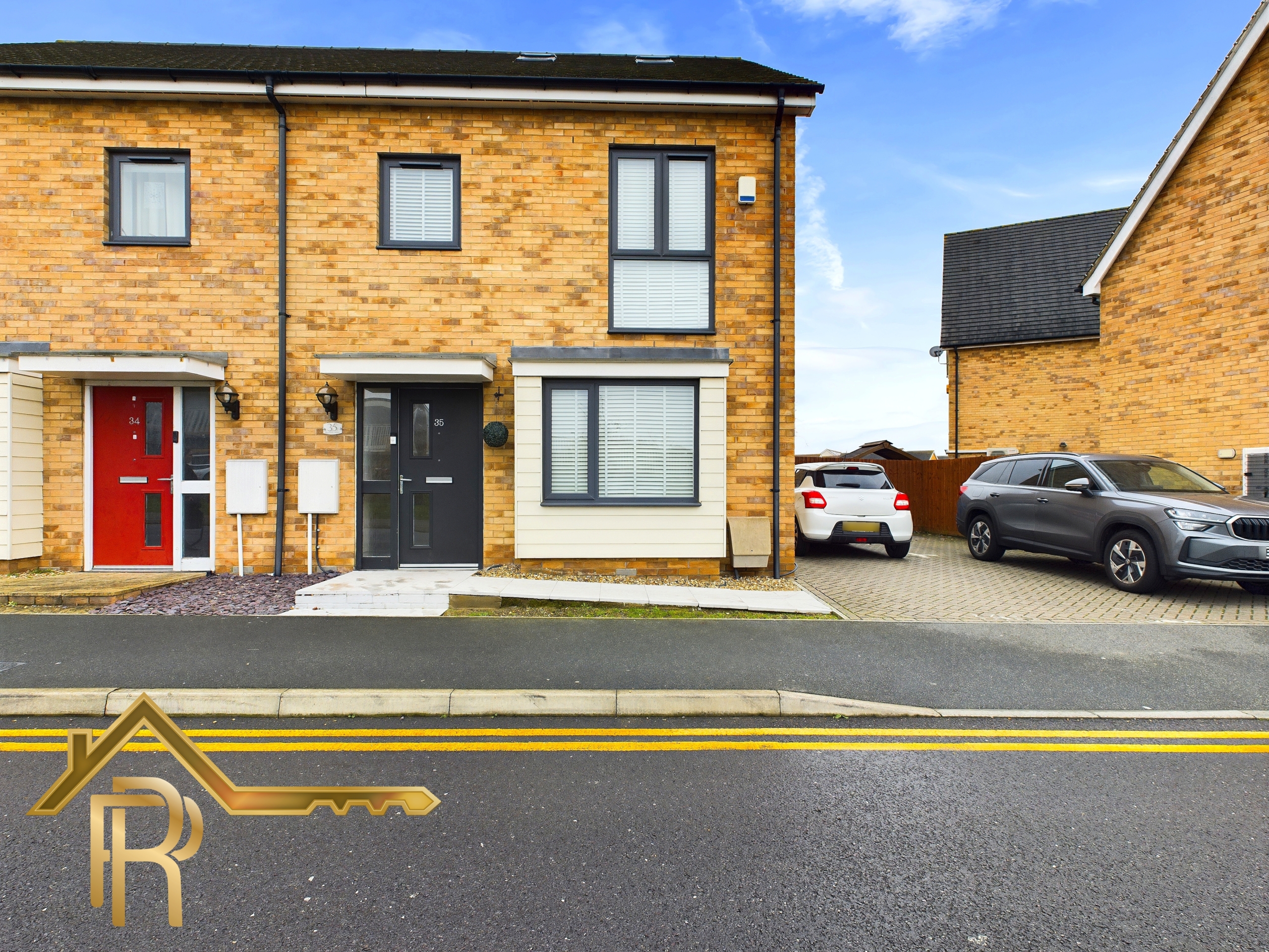 Meadow Drive, Aveley, RM15