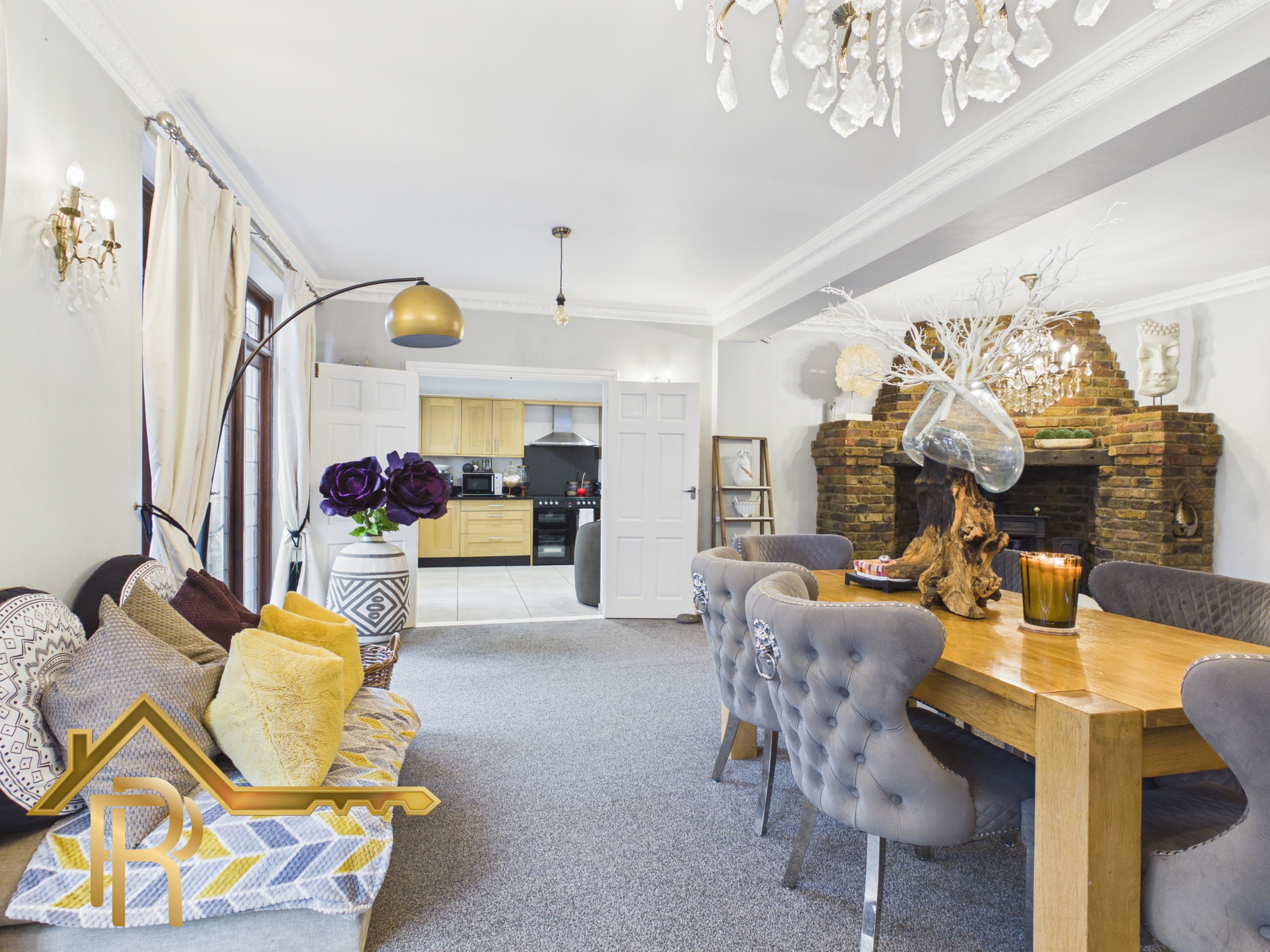 HALL LANE, UPMINSTER, RM14