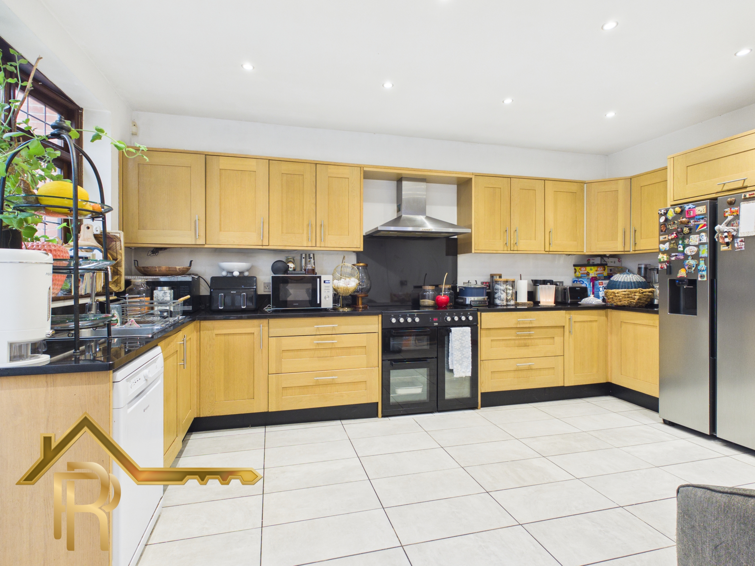 HALL LANE, UPMINSTER, RM14